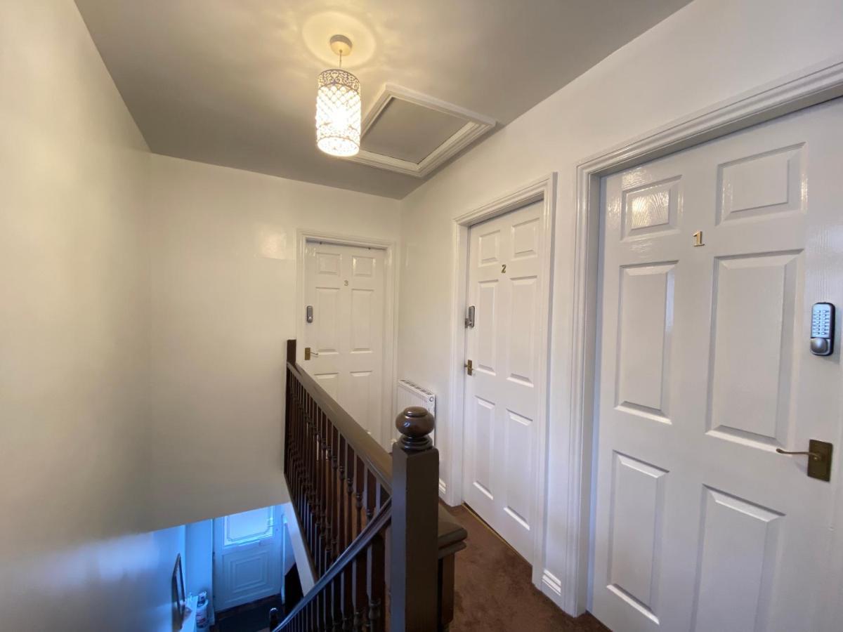 Budget Private Close To City Centre And Airport Homestay *